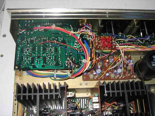 NAD_Model_200_04pieni.jpg